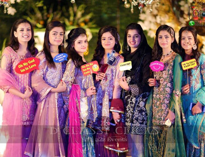 grouping, wedding photography, family shoot, best photographers in lahore