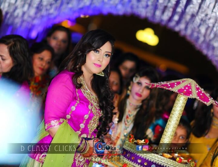 candid, mehndi entry, wedding photography, videographers